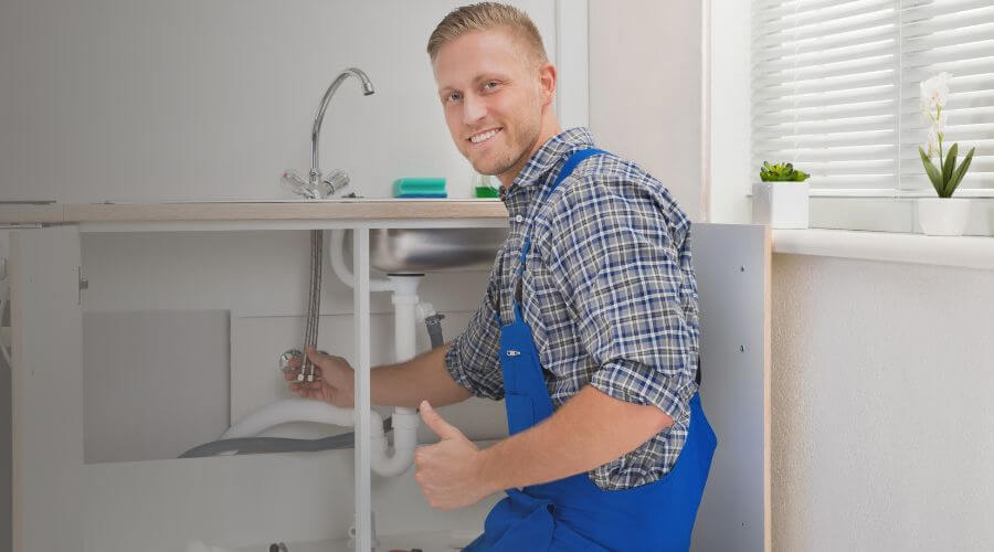 Expert burst pipe repair services in Ridgeville Corners, OH